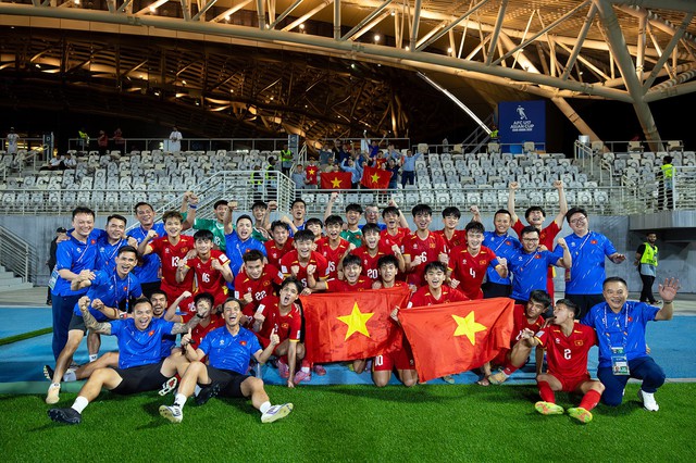 U17 Việt Nam được thưởng lớn sau khi giành vé dự World Cup- Ảnh 1. U17 Việt Nam được thưởng lớn sau khi giành vé dự World Cup- Ảnh 1.
