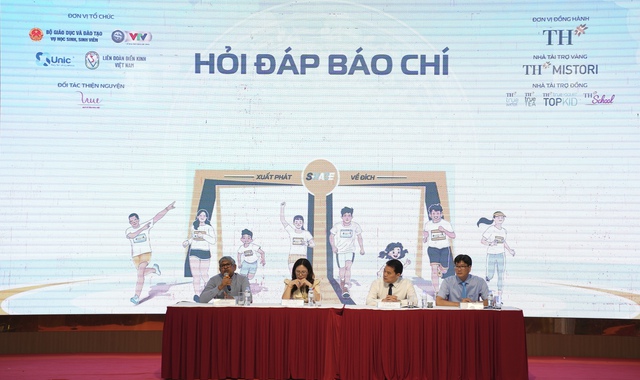 Giải chạy học sinh thu hút hàng nghìn em nhỏ tham gia vì sức khỏe cộng đồng- Ảnh 1. Giải chạy học sinh thu hút hàng nghìn em nhỏ tham gia vì sức khỏe cộng đồng- Ảnh 1.
