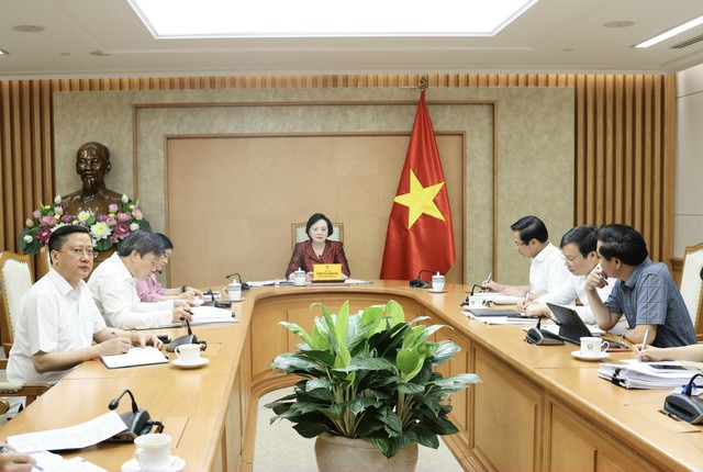 Phó Thủ tướng Phạm Thị Thanh Trà: Sơ kết phải phản ánh đúng thực trạng vận hành chính quyền 2 cấp- Ảnh 1. Phó Thủ tướng Phạm Thị Thanh Trà: Sơ kết phải phản ánh đúng thực trạng vận hành chính quyền 2 cấp- Ảnh 1.