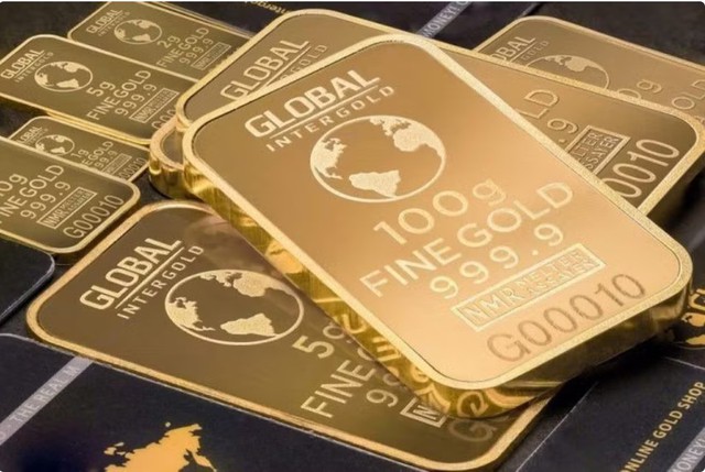 Giá vàng thế giới giảm khoảng 2,5% trong tuần qua- Ảnh 1.