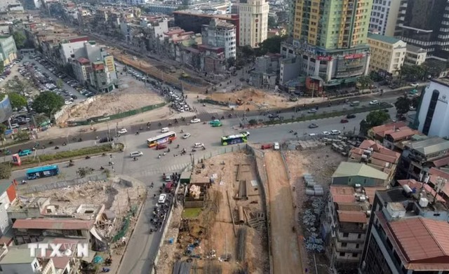 Hà Nội điều chỉnh giao thông nút giao La Thành-Nguyễn Chí Thanh từ 18/5- Ảnh 1.
