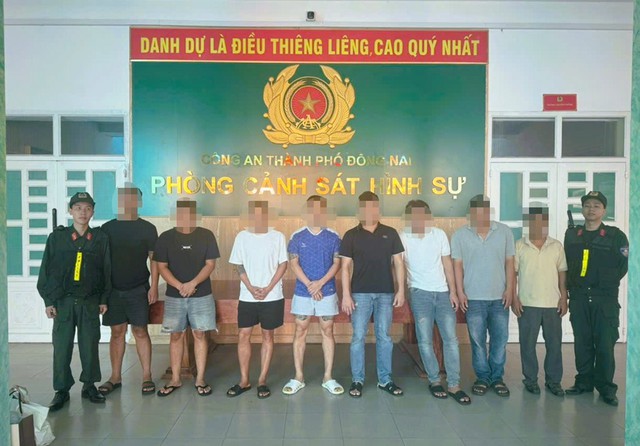 Triệt phá đường dây cá độ bóng đá trên website 'Bong88', bắt giữ 12 đối tượng- Ảnh 1.