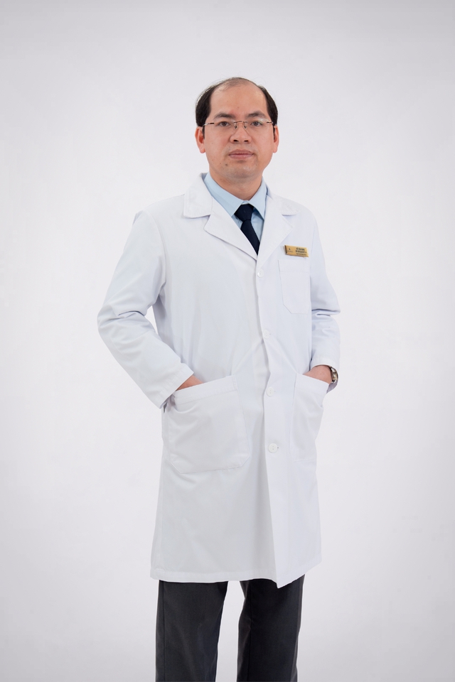 'La bàn' đặc biệt phía sau những quyết định sinh tử của chuyên gia hồi sức cấp cứu Vinmec Hạ Long- Ảnh 2. 'La bàn' đặc biệt phía sau những quyết định sinh tử của chuyên gia hồi sức cấp cứu Vinmec Hạ Long- Ảnh 2.