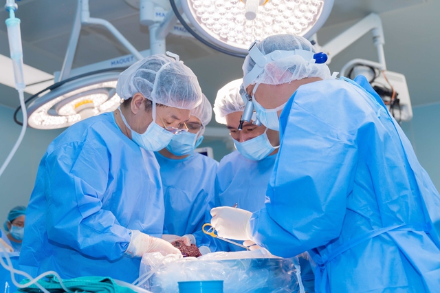 Giải pháp phẫu thuật lấy gan từ người hiến sống do chuyên gia Vinmec chia sẻ gây ấn tượng mạnh tại hội nghị quốc tế- Ảnh 3.