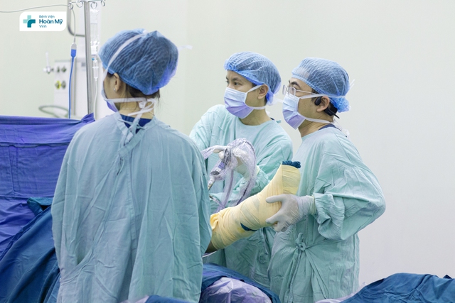 Chuyên gia lưu ý 3 yếu tố quan trọng giúp người phẫu thuật dây chằng sớm quay lại với thể thao- Ảnh 1. Chuyên gia lưu ý 3 yếu tố quan trọng giúp người phẫu thuật dây chằng sớm quay lại với thể thao- Ảnh 1.