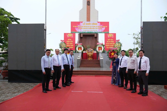 Lấy mẫu sinh phẩm hài cốt liệt sĩ chưa xác định được thông tin để trả lại tên cho các anh hùng- Ảnh 1.