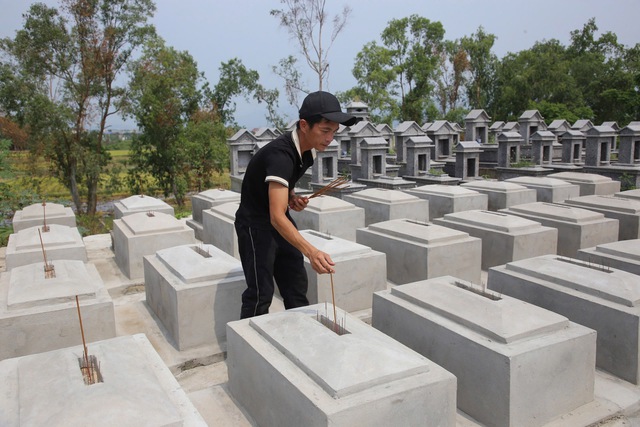 Gần một thập kỷ đưa những ngôi mộ bị lãng quên về 'mái nhà' chung- Ảnh 6.