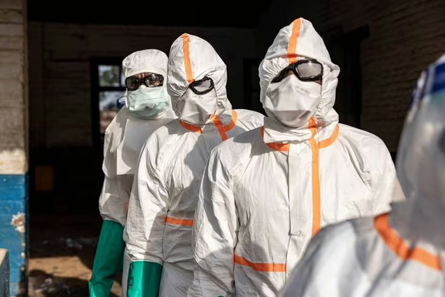 Cảnh báo về dịch Ebola của cựu Giám đốc CDC Mỹ- Ảnh 2. Cảnh báo về dịch Ebola của cựu Giám đốc CDC Mỹ- Ảnh 2.
