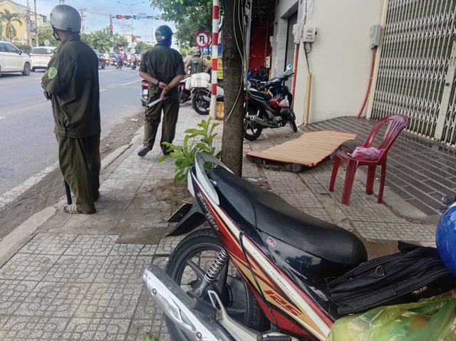 Điều tra vụ tài xế xe ôm bất ngờ tử vong khi cự cãi với khách- Ảnh 1.