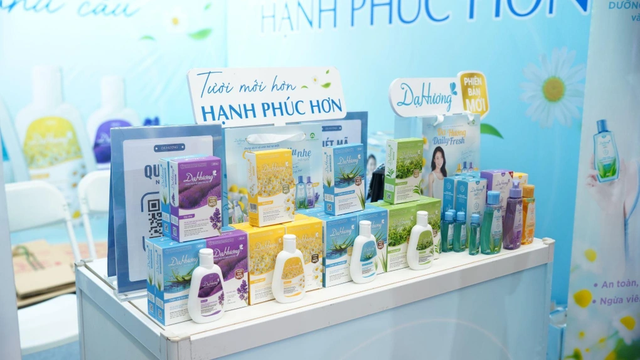 Dạ Hương đồng hành cùng Hội nghị Sản Phụ khoa Việt – Pháp – Châu Á – Thái Bình Dương lần thứ 26- Ảnh 3. Dạ Hương đồng hành cùng Hội nghị Sản Phụ khoa Việt – Pháp – Châu Á – Thái Bình Dương lần thứ 26- Ảnh 3.