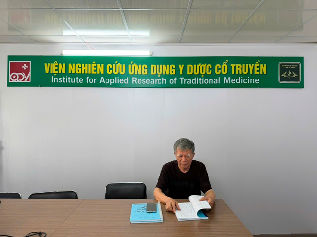 'Cẩm nang chăm sóc sức khoẻ gia đình' – Đưa tinh hoa Y học cổ truyền Việt Nam đến gần hơn với cộng đồng- Ảnh 3. 'Cẩm nang chăm sóc sức khoẻ gia đình' – Đưa tinh hoa Y học cổ truyền Việt Nam đến gần hơn với cộng đồng- Ảnh 3.