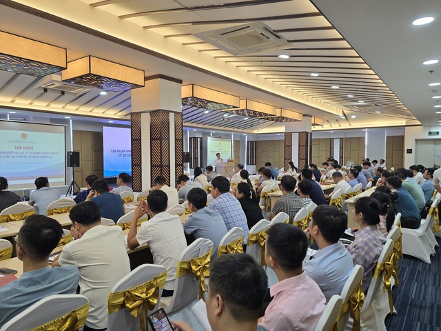 Thiên tai diễn biến ngày càng bất thường do biến đổi khí hậu- Ảnh 2. Thiên tai diễn biến ngày càng bất thường do biến đổi khí hậu- Ảnh 2.