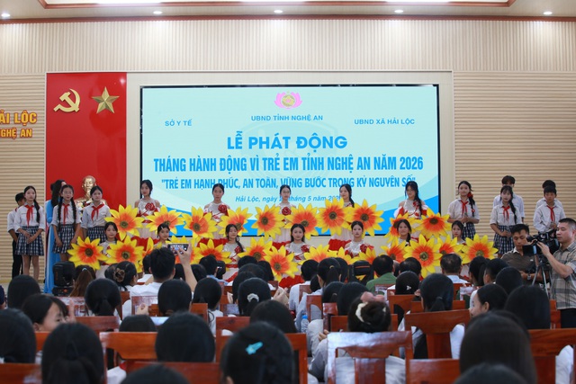 Trẻ em cần được bảo vệ cả ngoài đời thực lẫn trên không gian mạng- Ảnh 7. Trẻ em cần được bảo vệ cả ngoài đời thực lẫn trên không gian mạng- Ảnh 7.