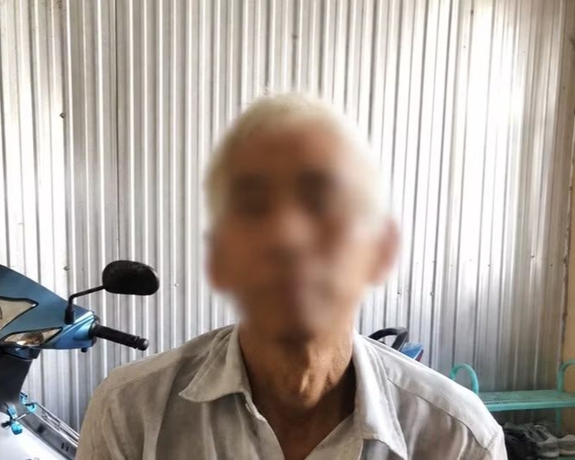 Công an truy xét nhóm trộm lấy 200 thùng bia, nước ngọt mang đi tiêu thụ- Ảnh 2. Công an truy xét nhóm trộm lấy 200 thùng bia, nước ngọt mang đi tiêu thụ- Ảnh 2.