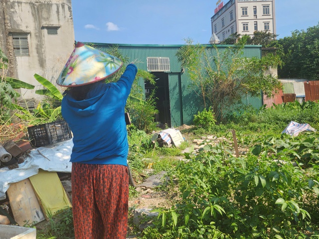 Xưởng giặt là xả khói đen ngòm, mùi khét lẹt tra tấn cả khu phố giữa ngày hè- Ảnh 2. Xưởng giặt là xả khói đen ngòm, mùi khét lẹt tra tấn cả khu phố giữa ngày hè- Ảnh 2.