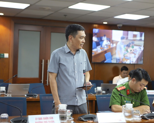 TPHCM triển khai hàng loạt giải pháp mới để giảm ùn tắc tại các điểm nóng giao thông- Ảnh 1. TPHCM triển khai hàng loạt giải pháp mới để giảm ùn tắc tại các điểm nóng giao thông- Ảnh 1.