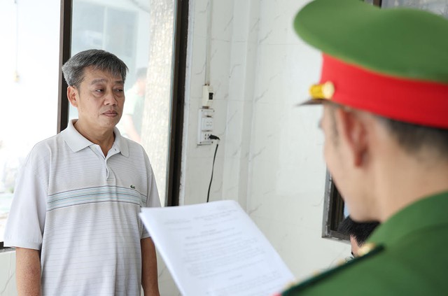 Dùng chiêu bài đáo hạn ngân hàng, trả lãi cao, người đàn ông chiếm đoạt 80 tỷ đồng- Ảnh 1. Dùng chiêu bài đáo hạn ngân hàng, trả lãi cao, người đàn ông chiếm đoạt 80 tỷ đồng- Ảnh 1.