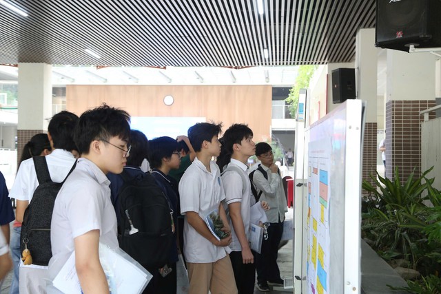 Gần 125.000 thí sinh Hà Nội hoàn tất thủ tục trước ngày thi lớp 10- Ảnh 2.