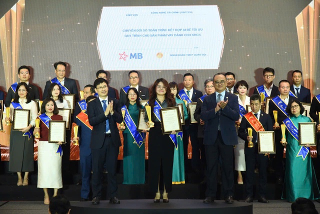 MB ghi dấu ấn với 5 giải thưởng Sao Khuê 2026 - Ảnh 3.