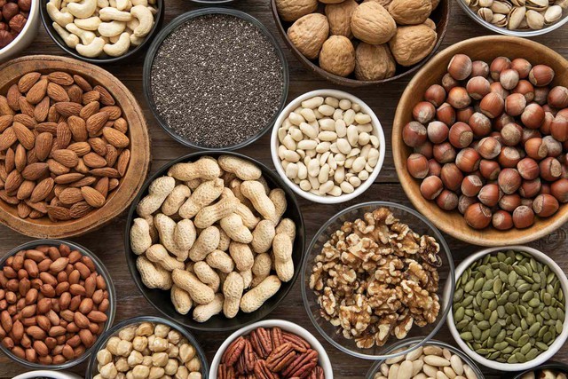 3 loại hạt giàu magie tốt nhất cho giấc ngủ người cao tuổi - Ảnh 1.