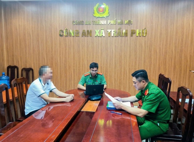 Phạt 7,5 triệu đồng người đăng tin giả thóc phơi ngoài trời 'nổ thành bỏng'- Ảnh 1. Phạt 7,5 triệu đồng người đăng tin giả thóc phơi ngoài trời 'nổ thành bỏng'- Ảnh 1.