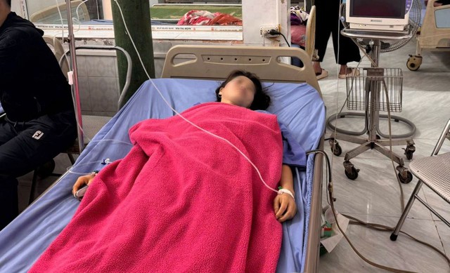 Cứu sống bệnh nhân chửa ngoài tử cung vỡ trong tình trạng nguy kịch- Ảnh 2.