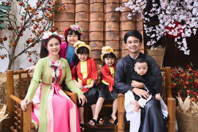 Diễn viên Vân Trang: 'Nuôi 4 con dạy tôi bớt cầu toàn, hiểu rằng dinh dưỡng không phải là cuộc chiến'- Ảnh 2.
