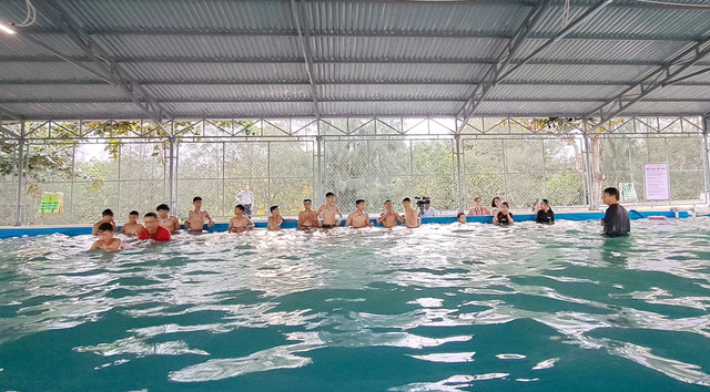Để gần 450.000 trẻ em tại Quảng Trị 'hạnh phúc, an toàn, vững bước trong kỷ nguyên số'- Ảnh 3.