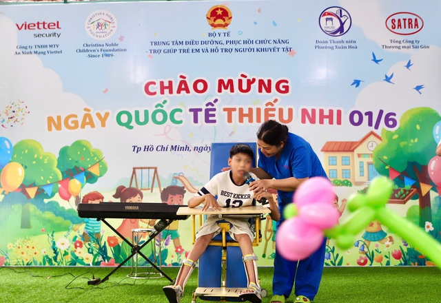 Trao yêu thương, tiếp nghị lực cho trẻ em khuyết tật nhân ngày Quốc tế Thiếu nhi 1/6- Ảnh 3.
