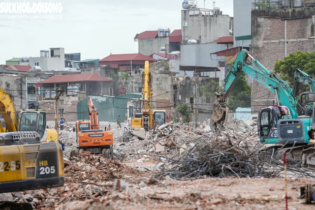 Cận cảnh một đoạn đường Vành đai 2,5 sắp thông xe tạm trong tháng 6- Ảnh 7.