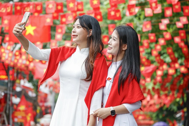 Đề xuất bổ sung thêm 1 ngày nghỉ hưởng nguyên lương vào Bộ Luật Lao động- Ảnh 1. Đề xuất bổ sung thêm 1 ngày nghỉ hưởng nguyên lương vào Bộ Luật Lao động- Ảnh 1.