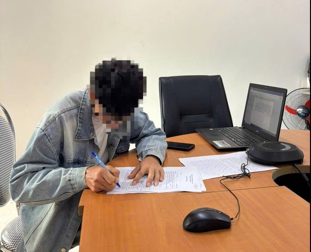 Xử phạt nam thanh niên đăng ảnh giả mạo CSGT kèm lời 'chuẩn bị đi bắt xe'- Ảnh 1.