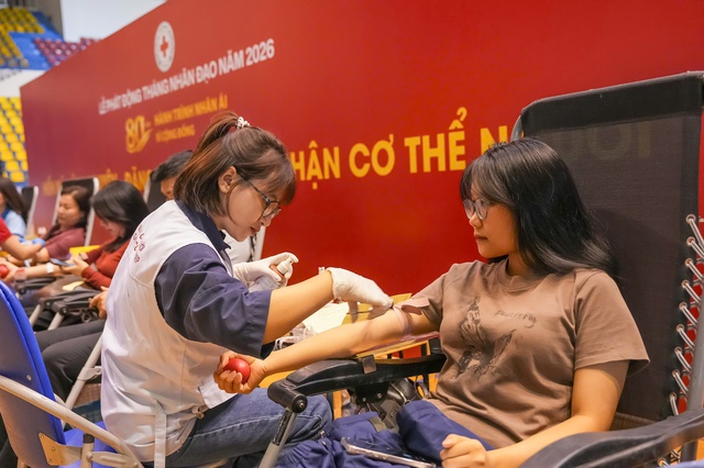 Bộ Nội vụ đề xuất Bộ Y tế quản lý hoạt động chữ thập đỏ- Ảnh 1. Bộ Nội vụ đề xuất Bộ Y tế quản lý hoạt động chữ thập đỏ- Ảnh 1.