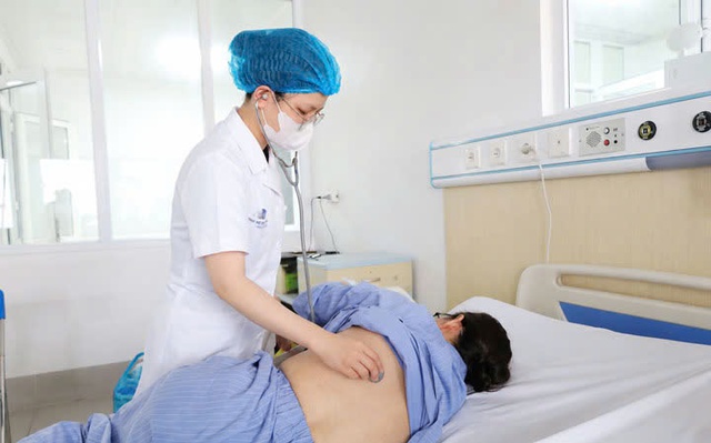 Nhịn ăn, uống nước kiềm để chữa ung thư, người bệnh nhập viện nguy kịch- Ảnh 1. Nhịn ăn, uống nước kiềm để chữa ung thư, người bệnh nhập viện nguy kịch- Ảnh 1.