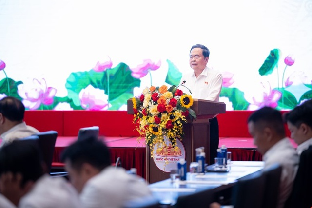 Chủ tịch Quốc hội và Thủ tướng Chính phủ gặp mặt Lãnh đạo các cơ quan báo chí- Ảnh 3. Chủ tịch Quốc hội và Thủ tướng Chính phủ gặp mặt Lãnh đạo các cơ quan báo chí- Ảnh 3.