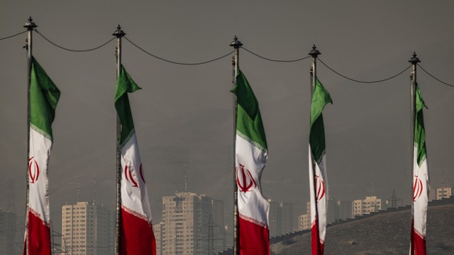 Mỹ và Iran nhất trí lộ trình hòa bình, báo hiệu việc mở lại eo biển Hormuz- Ảnh 1.
