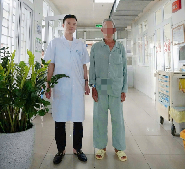 Thoát nguy cơ tàn phế nhờ can thiệp mạch não trong thời gian vàng- Ảnh 2. Thoát nguy cơ tàn phế nhờ can thiệp mạch não trong thời gian vàng- Ảnh 2.