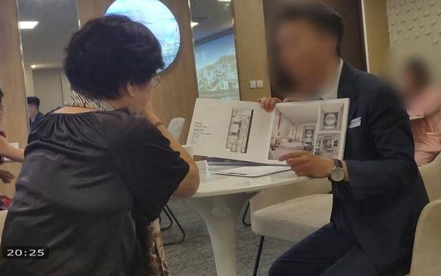 Vì sao sập bẫy 'hợp đồng kỳ nghỉ': Thế giới quan khác biệt của người cao tuổi tử tế, có trình độ, địa vị?- Ảnh 2. Vì sao sập bẫy 'hợp đồng kỳ nghỉ': Thế giới quan khác biệt của người cao tuổi tử tế, có trình độ, địa vị?- Ảnh 2.