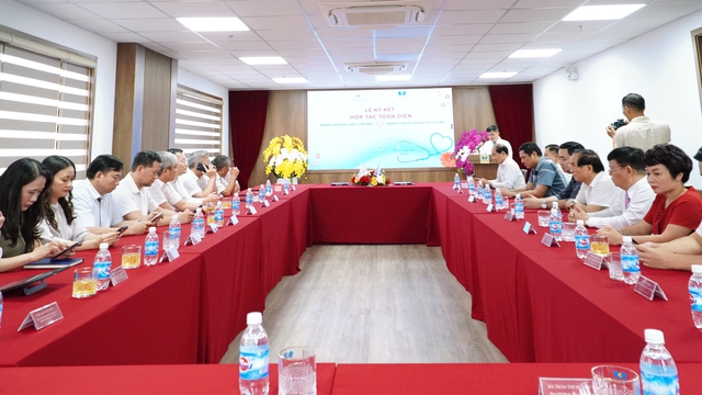Hợp tác chiến lược toàn diện: Tất cả vì người bệnh thân yêu- Ảnh 1. Hợp tác chiến lược toàn diện: Tất cả vì người bệnh thân yêu- Ảnh 1.