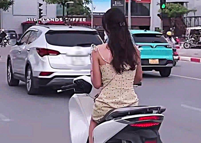 Từ clip trên mạng, cô gái bị công an mời làm việc, lộ hàng loạt vi phạm- Ảnh 2.