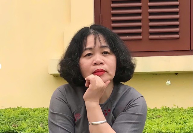 Người đàn bà kể chuyện 'ma'- Ảnh 1. Người đàn bà kể chuyện 'ma'- Ảnh 1.