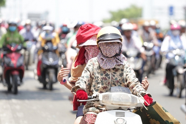 Nắng nóng dài ngày bao phủ miền Bắc, miền Trung từ hôm nay- Ảnh 1.