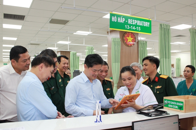 Thứ trưởng Thường trực Vũ Mạnh Hà: Phát huy thế mạnh, đưa Bệnh viện Quân y 175 sớm đạt tầm quốc tế- Ảnh 1. Thứ trưởng Thường trực Vũ Mạnh Hà: Phát huy thế mạnh, đưa Bệnh viện Quân y 175 sớm đạt tầm quốc tế- Ảnh 1.