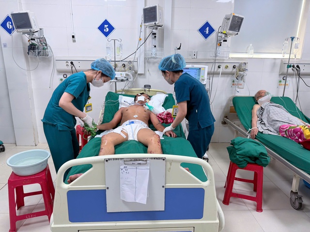 Chăm sóc bệnh nhân M. bị nhiễm liên cầu lợn. Chăm sóc bệnh nhân M. bị nhiễm liên cầu lợn.