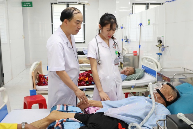 Nâng tầm chất lượng khám, chữa bệnh vì sức khỏe Nhân dân- Ảnh 4.