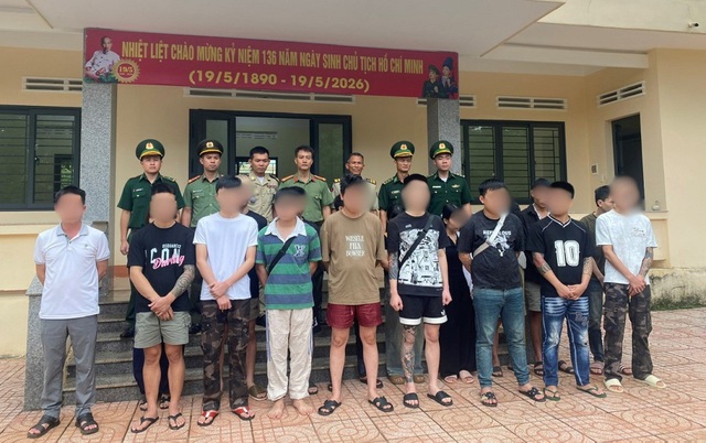 Lâm Đồng tiếp nhận 18 công dân lao động trái phép tại Campuchia, phát hiện đối tượng truy nã- Ảnh 1.