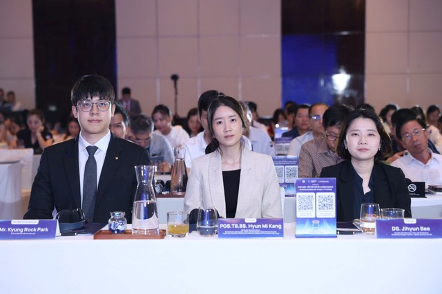 Thủy đậu: Chuyên gia cảnh báo nguy cơ biến chứng và tầm quan trọng của tiêm chủng- Ảnh 4. Thủy đậu: Chuyên gia cảnh báo nguy cơ biến chứng và tầm quan trọng của tiêm chủng- Ảnh 4.