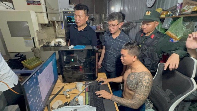 Bóc gỡ đường dây chế tạo vũ khí quân dụng quy mô lớn- Ảnh 1. Bóc gỡ đường dây chế tạo vũ khí quân dụng quy mô lớn- Ảnh 1.