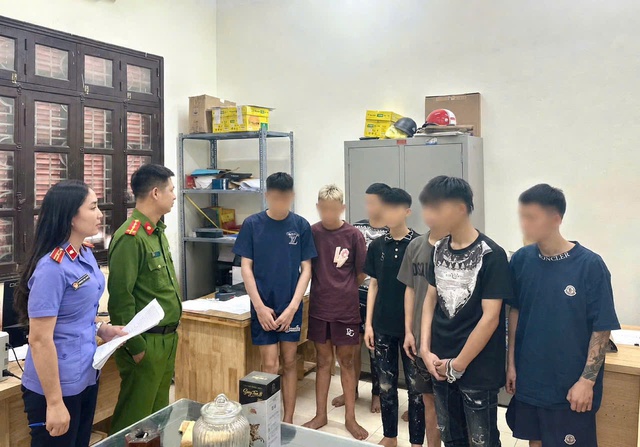 Nhóm đối tượng chưa thành niên gây liên tiếp 9 vụ trộm xe máy- Ảnh 1. Nhóm đối tượng chưa thành niên gây liên tiếp 9 vụ trộm xe máy- Ảnh 1.