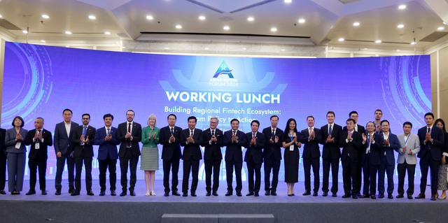 Phó Thủ tướng Nguyễn Văn Thắng: ASEAN phải tiến tới kết nối hệ sinh thái công nghệ tài chính- Ảnh 3. Phó Thủ tướng Nguyễn Văn Thắng: ASEAN phải tiến tới kết nối hệ sinh thái công nghệ tài chính- Ảnh 3.